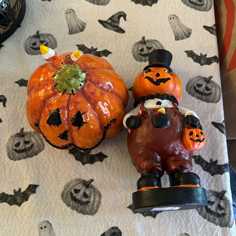 Set of two pumpkin decor!